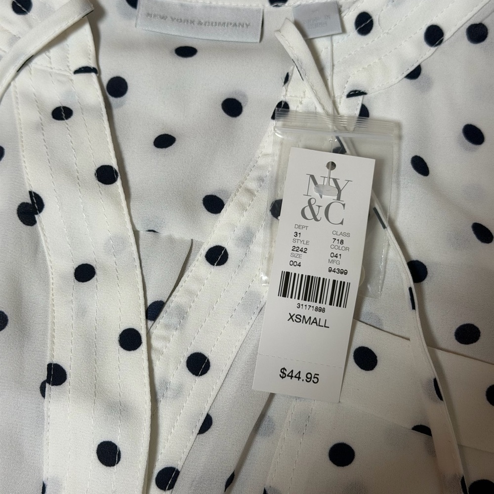 NWT New York & Company Polka Dot Sleeveless Women's Top XS - Picture 5 of 10